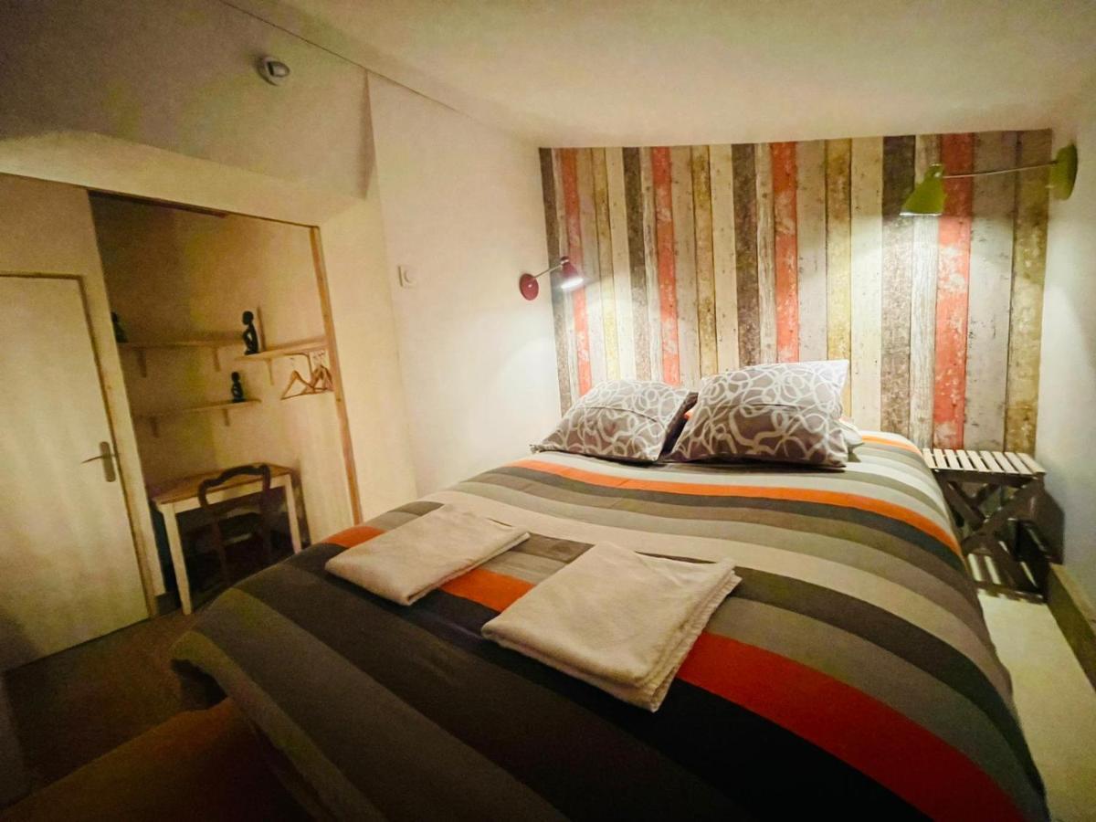 Готель La Maison Bliss Piolenc Екстер'єр фото