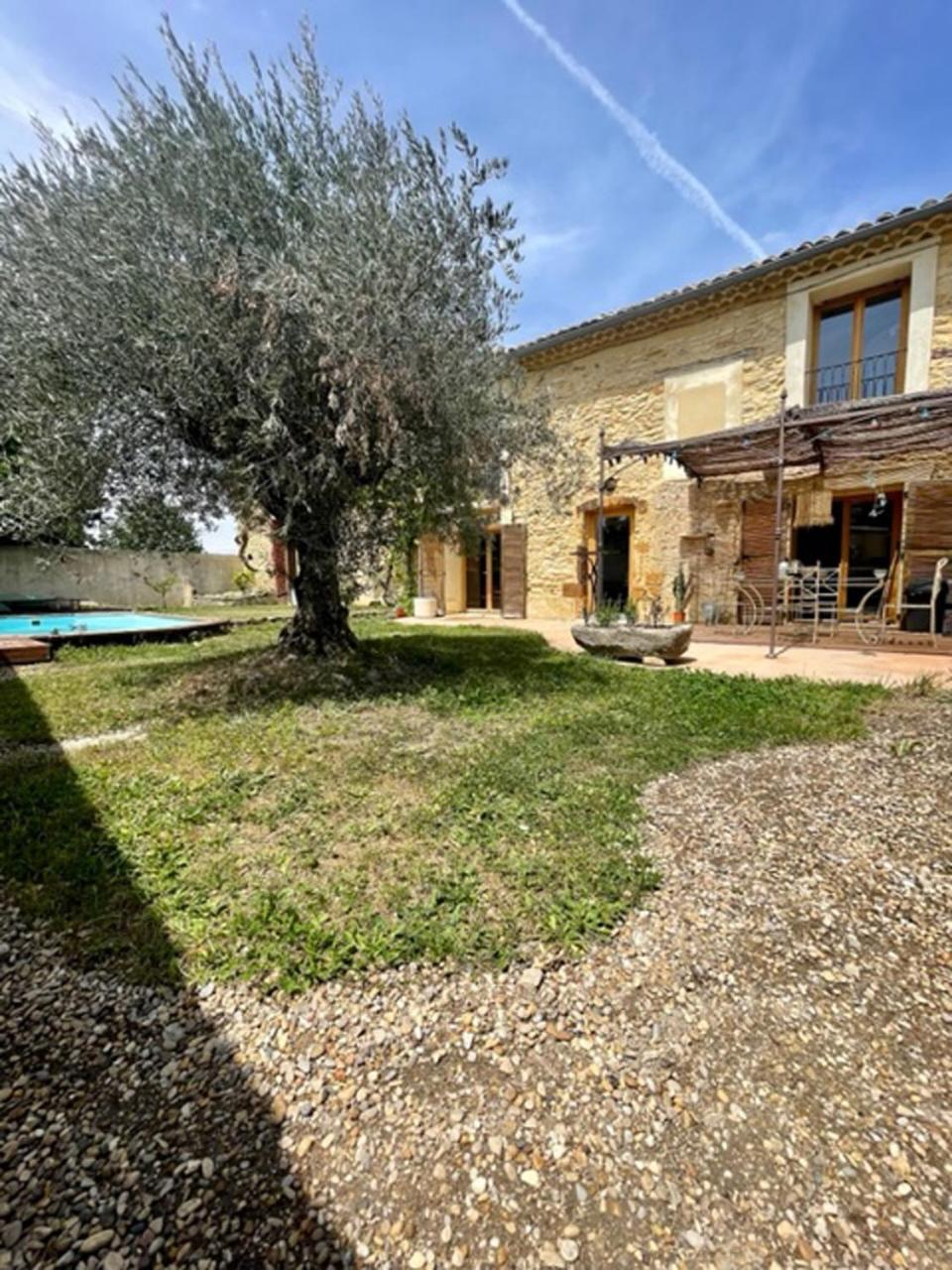 Готель La Maison Bliss Piolenc Екстер'єр фото