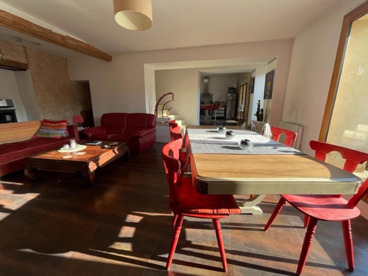 Готель La Maison Bliss Piolenc Екстер'єр фото